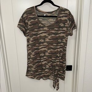 XERSION Camouflage Tie-Front Women's Top size L